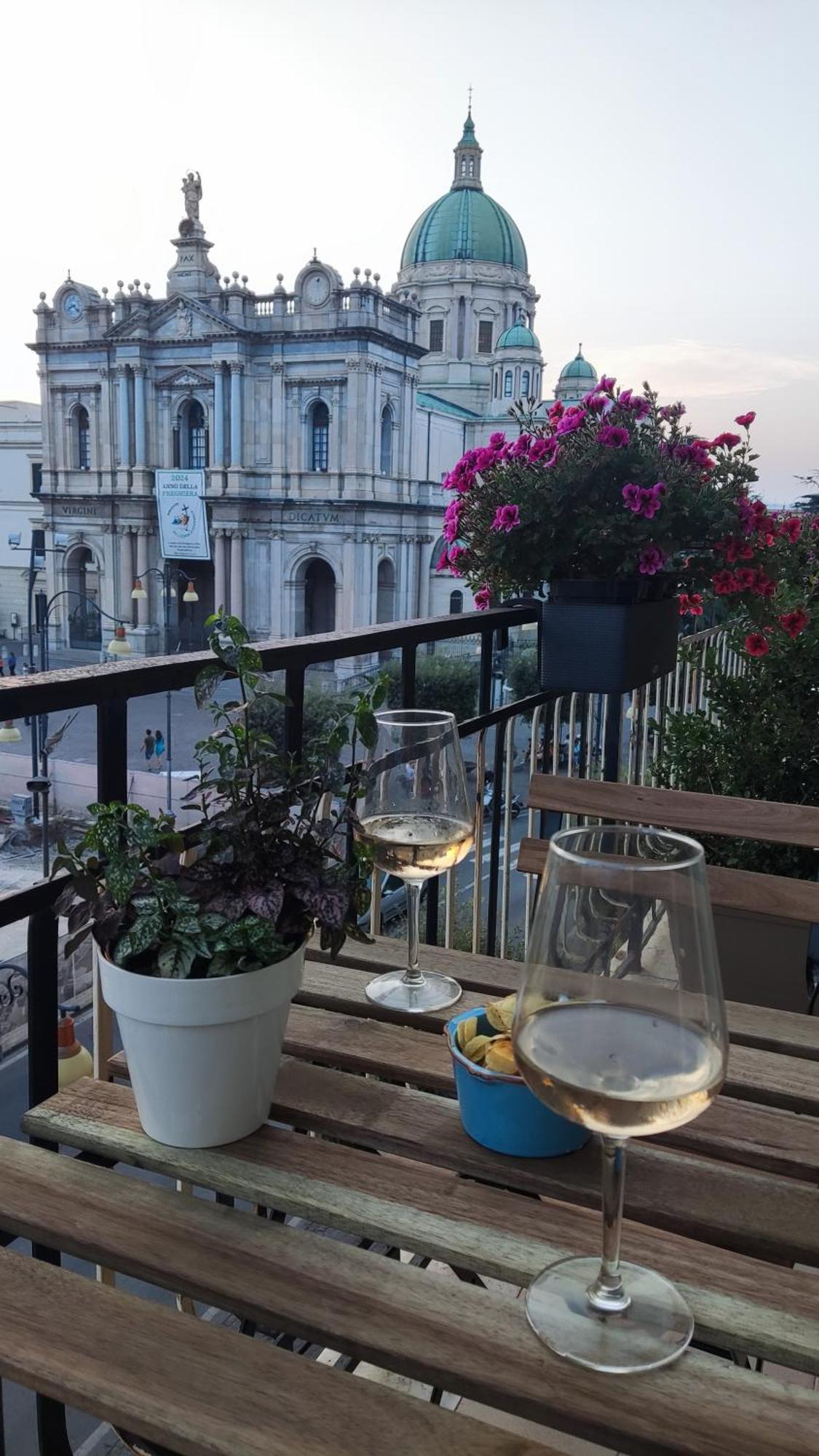 49 Downtown Pompeii Bed & Breakfast Bagian luar foto