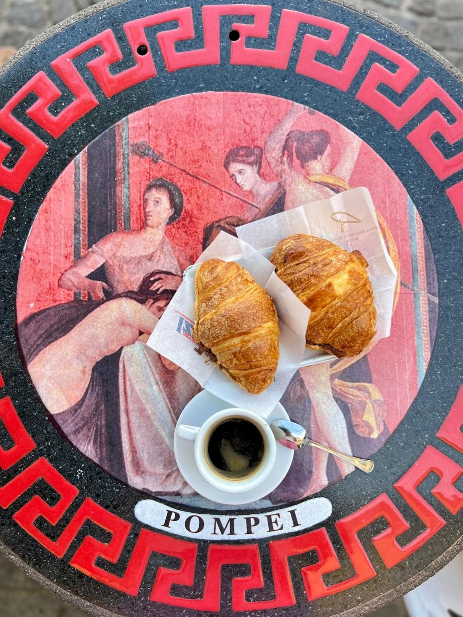 49 Downtown Pompeii Bed & Breakfast Bagian luar foto